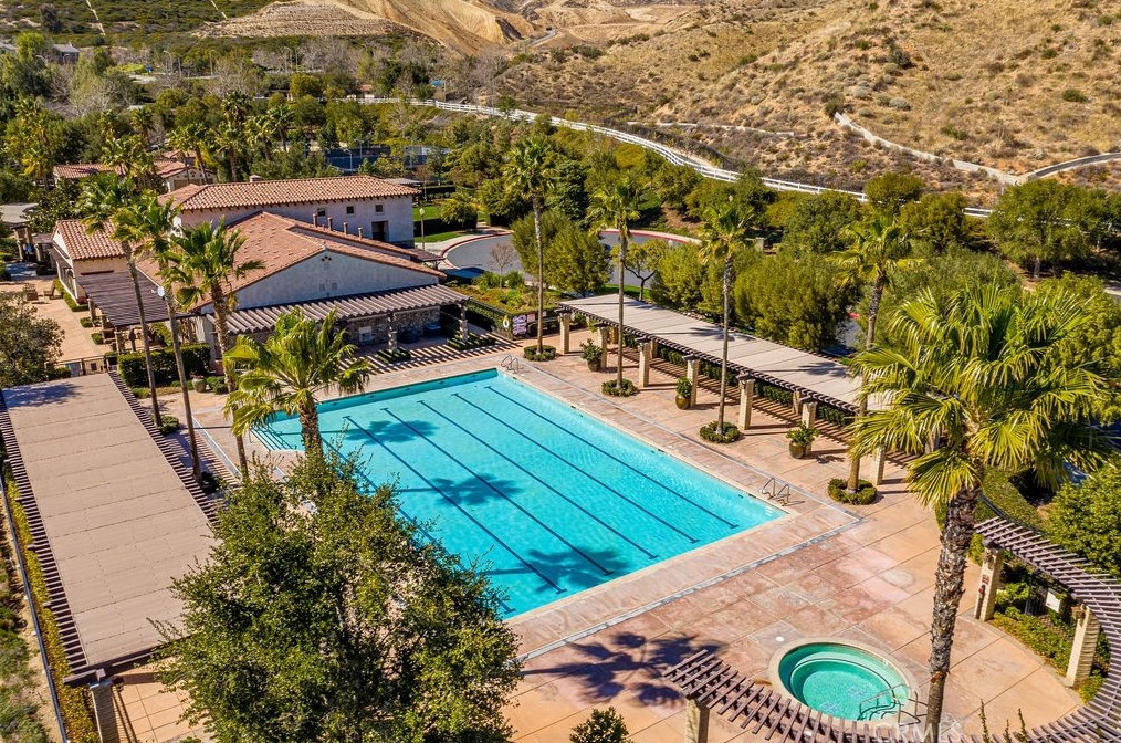 24178 Joshua Dr, Santa Clarita CA  91354-1538 exterior