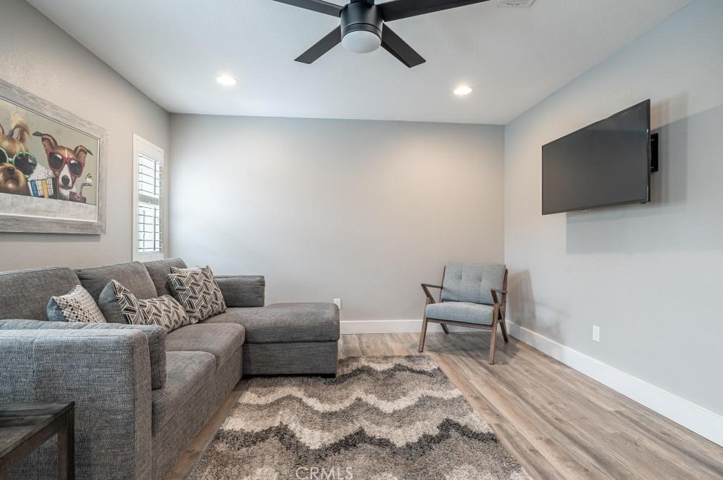 24178 Joshua Dr, Santa Clarita CA  91354-1538 exterior