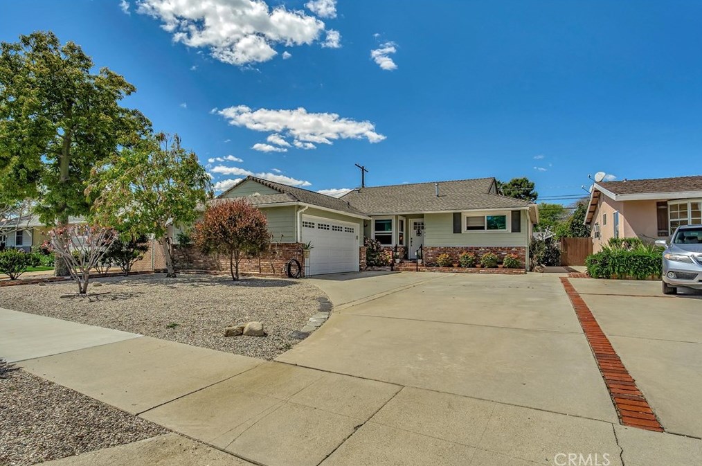 7965 Aldea Ave, Van Nuys, CA 91406-1004