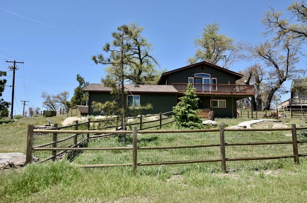 26800 Owl Ct, Tehachapi, CA 93561