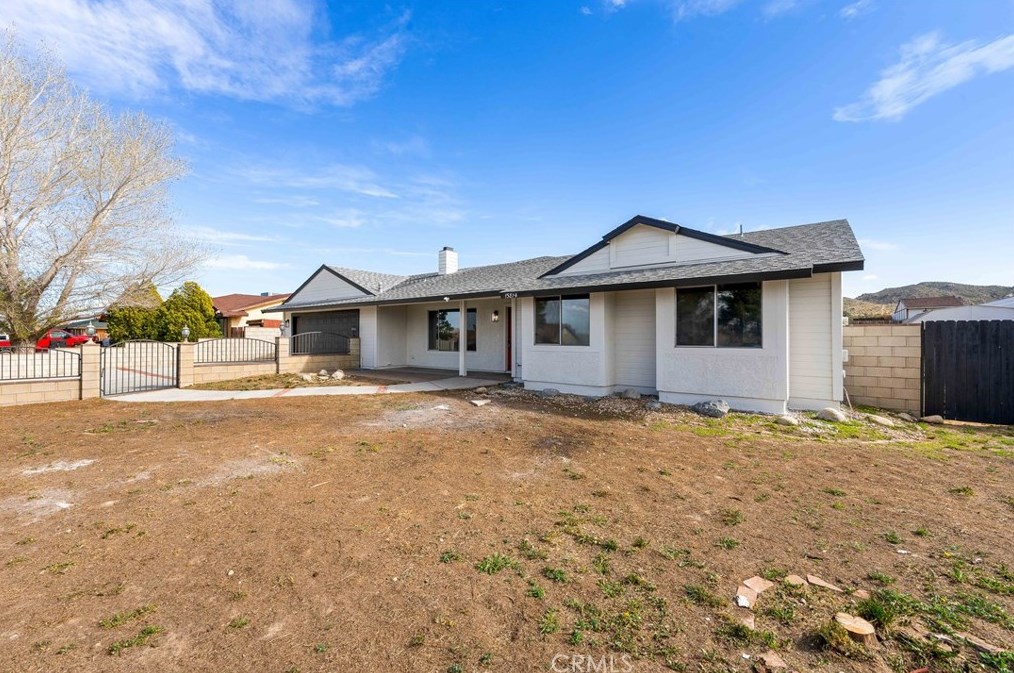 15814 Sweetaire Ave, Lancaster, CA 93535