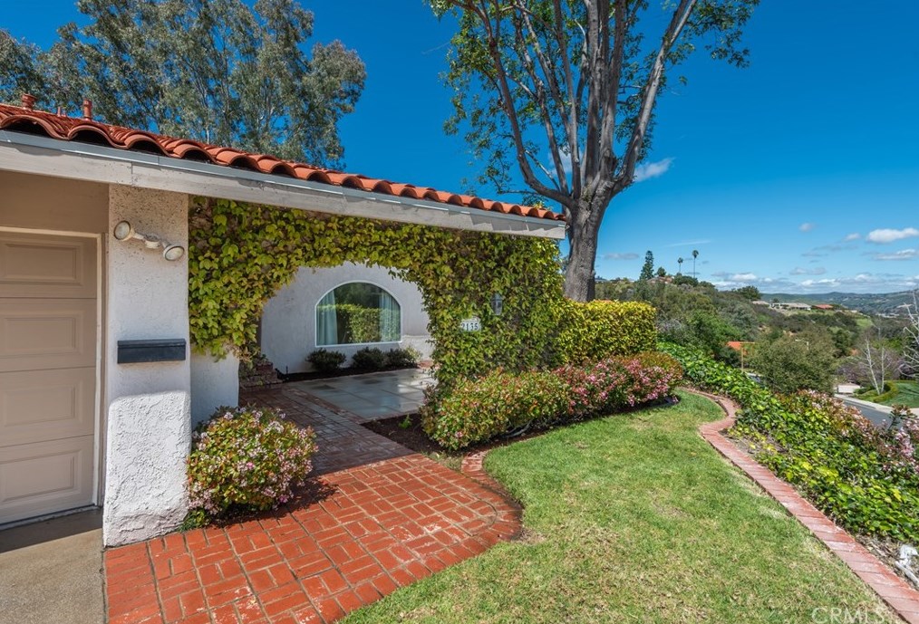 2135 Highgate Rd, Thousand Oaks, CA 91361-3524