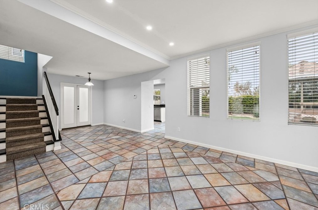 26556 Goldfinch Pl, Santa Clarita, CA 91351