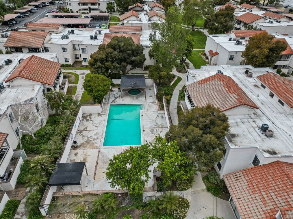 25031 Peachland Ave, Santa Clarita CA  91321-2522 exterior