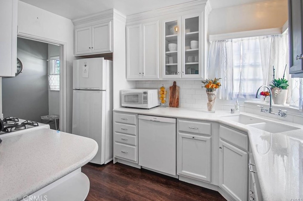 5553 Auckland Ave, North Hollywood, CA 91601