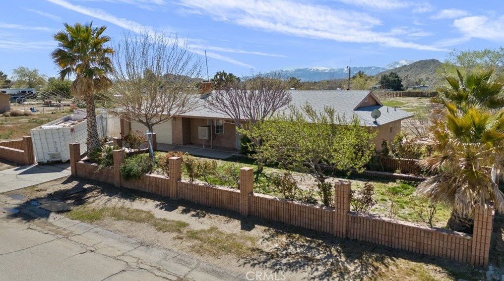 16132 Valeport Ave, Lancaster, CA 93535-7325