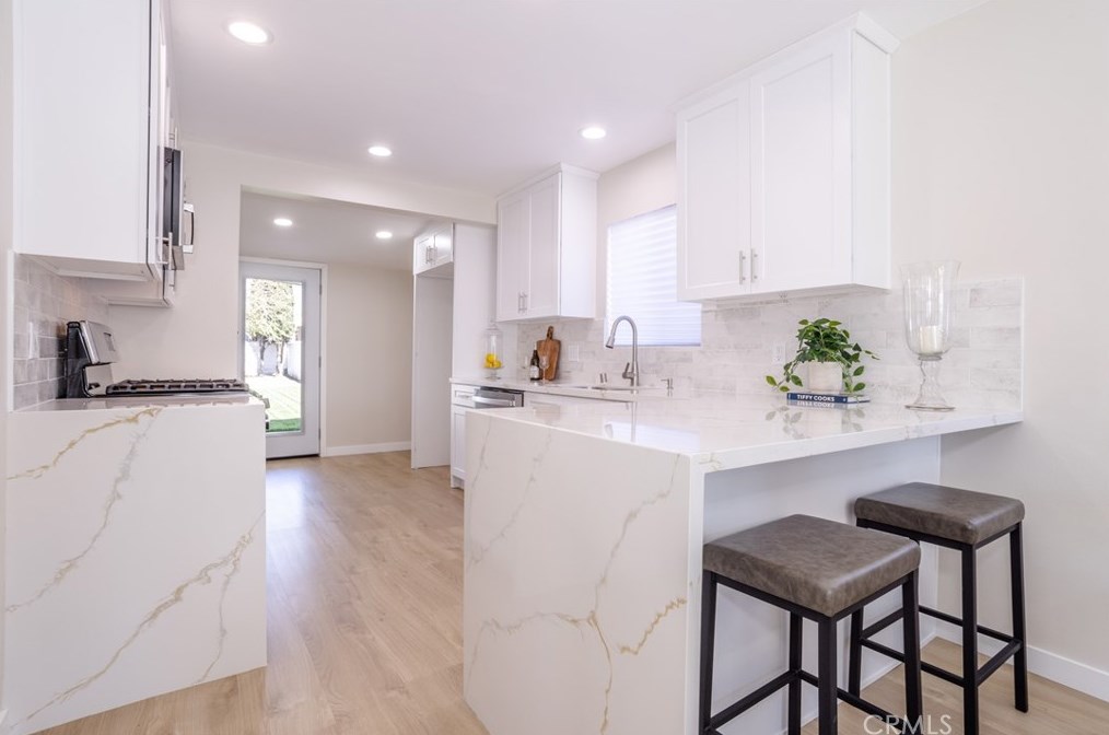 13991 Daventry St, Los Angeles CA  91331-3515 exterior