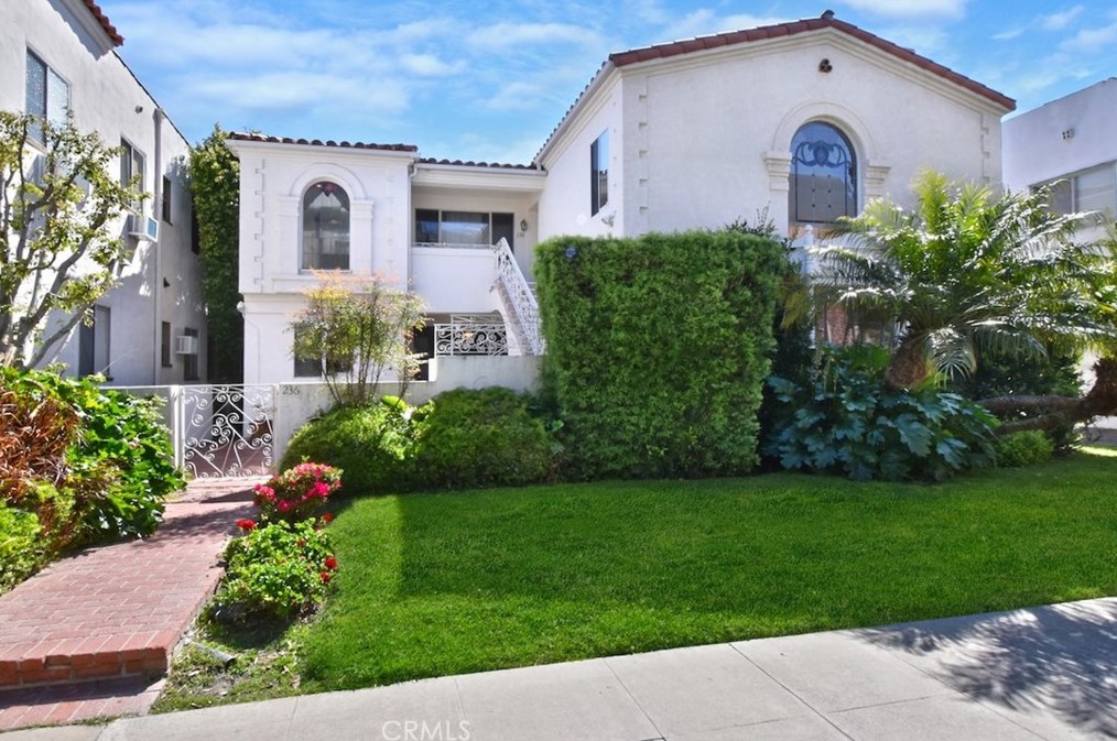 236 S Reeves Dr, Beverly Hills, CA 90212