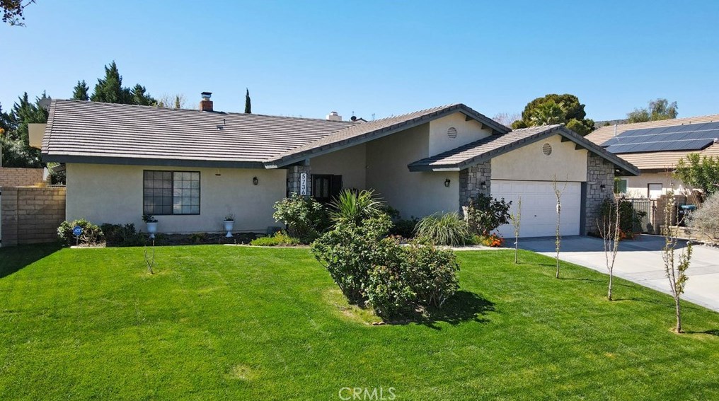 5736 W Ave M6, Lancaster, CA 93536