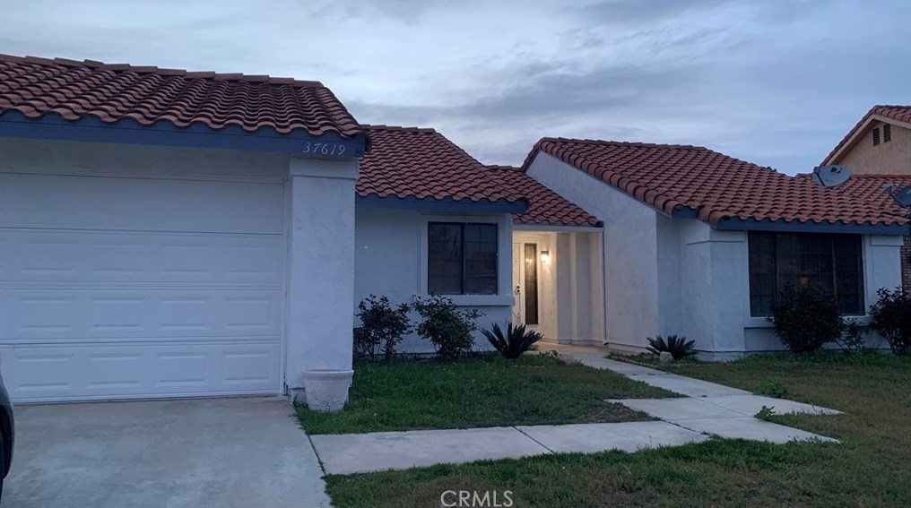 37619 Christensen Ct, Palmdale, CA 93552