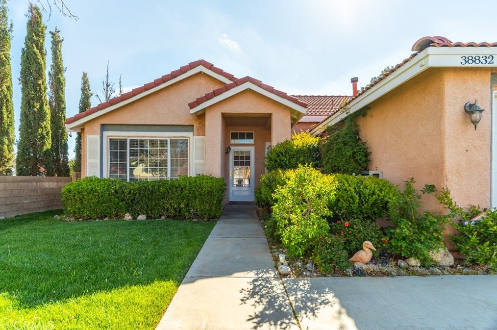 38832 Cambria Way, Palmdale, CA 93551