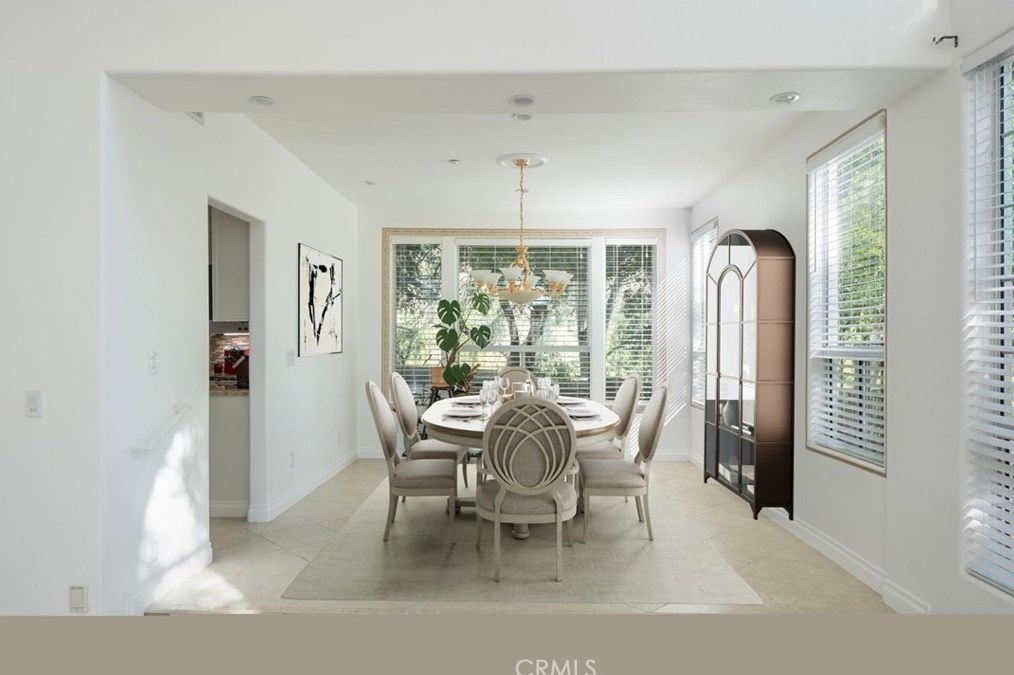 18015 Dali Dr, San Fernando CA  91344-1946 exterior