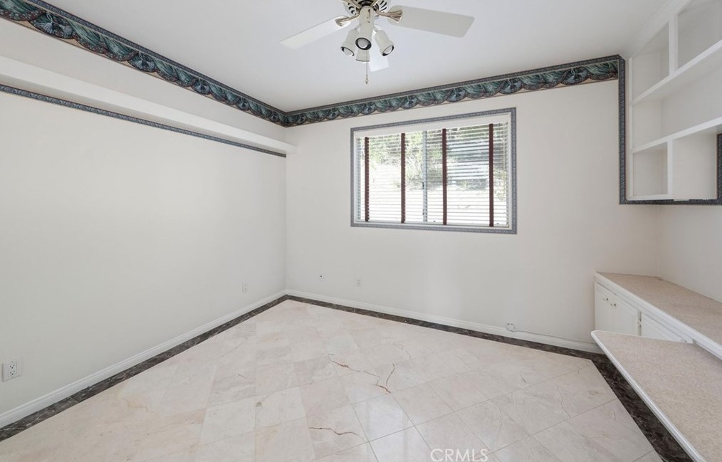 18015 Dali Dr, San Fernando CA  91344-1946 exterior