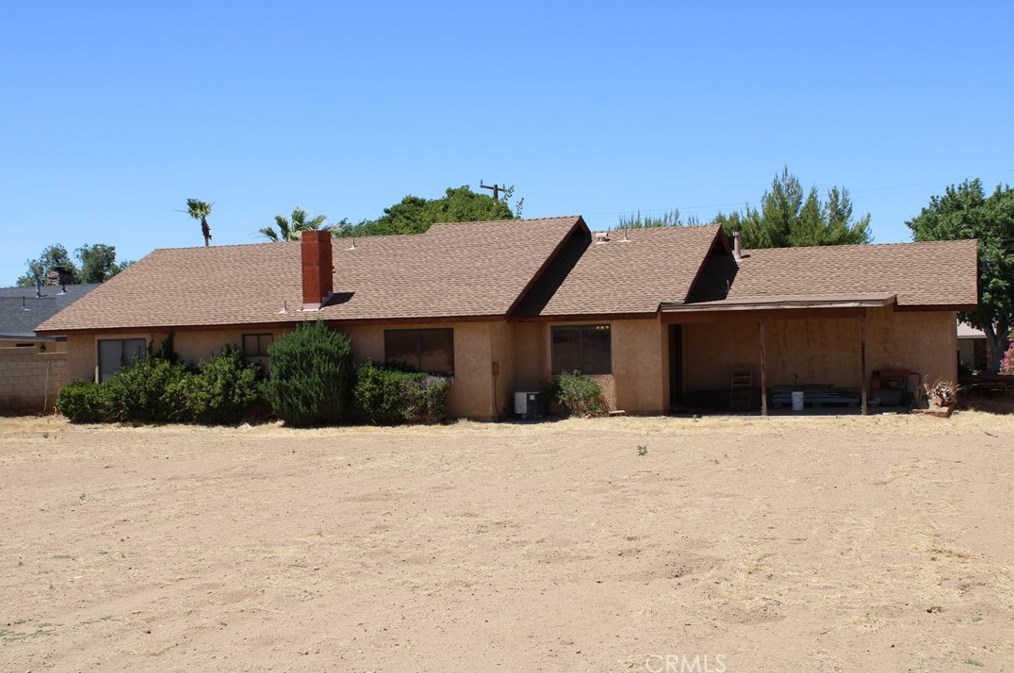 5320 Avenue, Lancaster CA  exterior