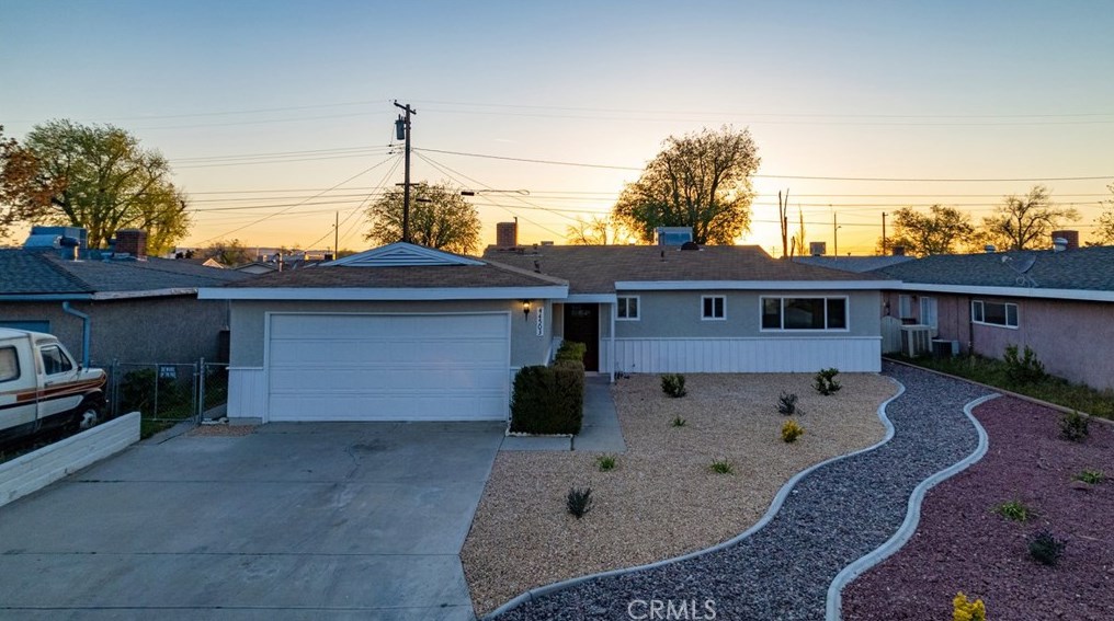 44503 Stanridge Ave, Lancaster, CA 93535-2526
