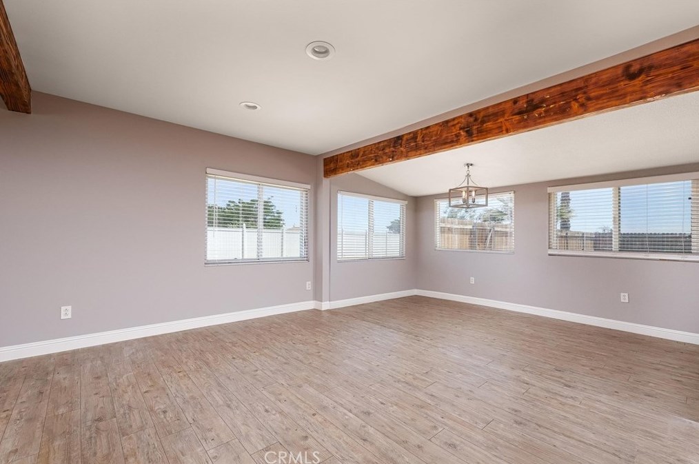 40556 11 St, Palmdale CA  93551-2019 exterior