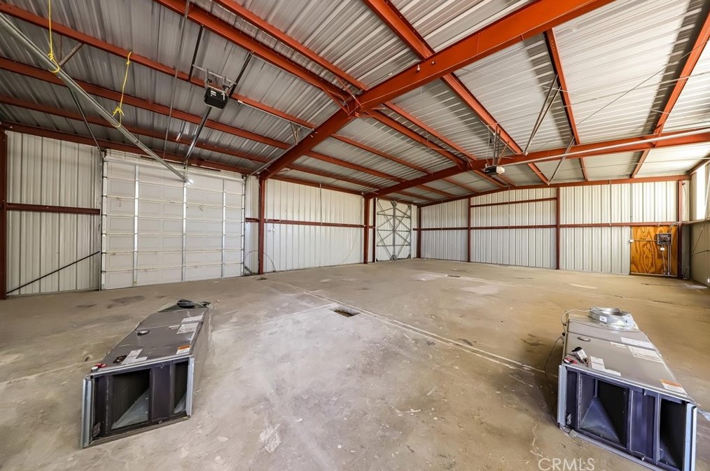 40556 11 St, Palmdale CA  93551-2019 exterior