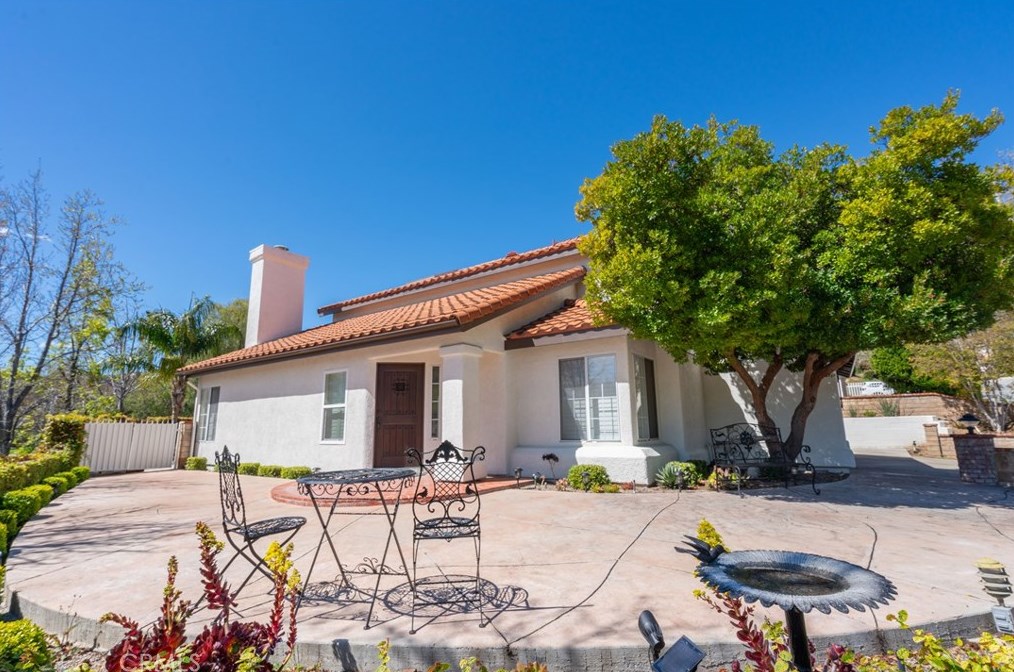 27706 Villa Canyon Rd, Santa Clarita, CA 91384-3706