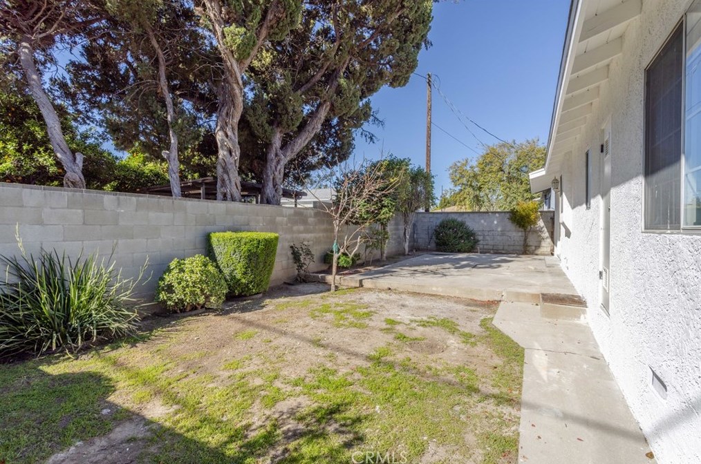 17244 Tribune St, San Fernando CA  91344-4841 exterior