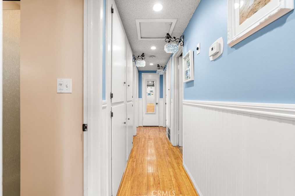 38457 Glenbush Ave, Palmdale CA  93550-4315 exterior