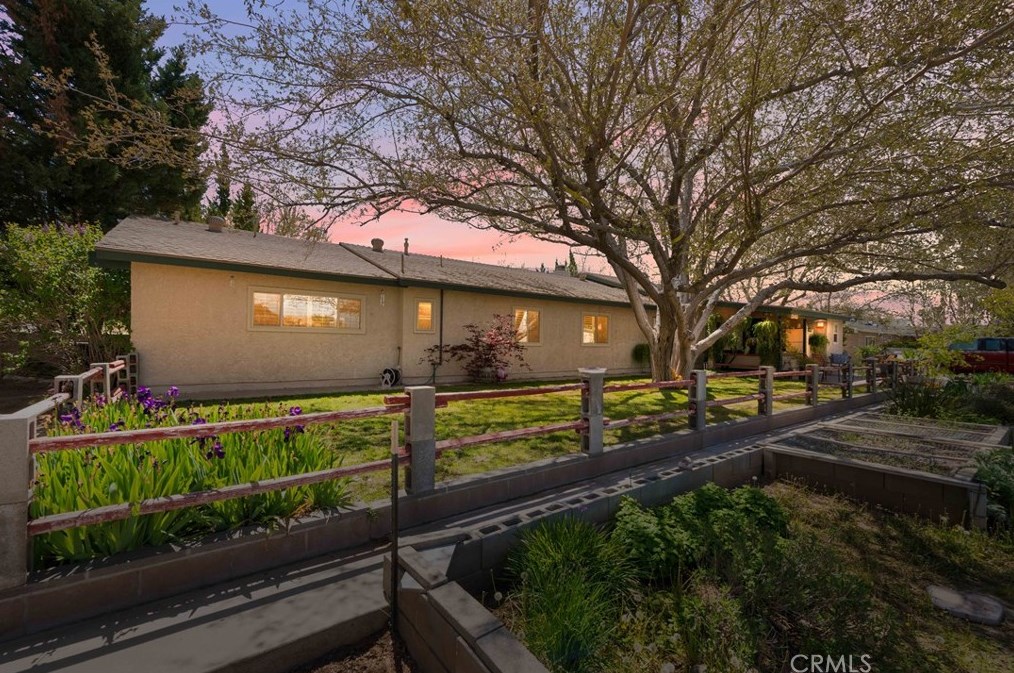 8743 E Avenue U, Juniper Hills, CA 93543