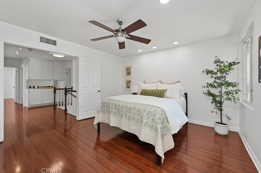 2906 Rob Ct, Thousand Oaks CA exterior