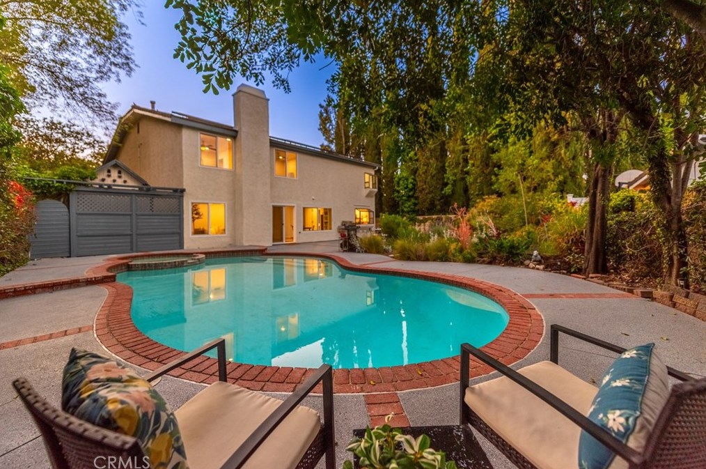 2906 Rob Ct, Thousand Oaks CA exterior