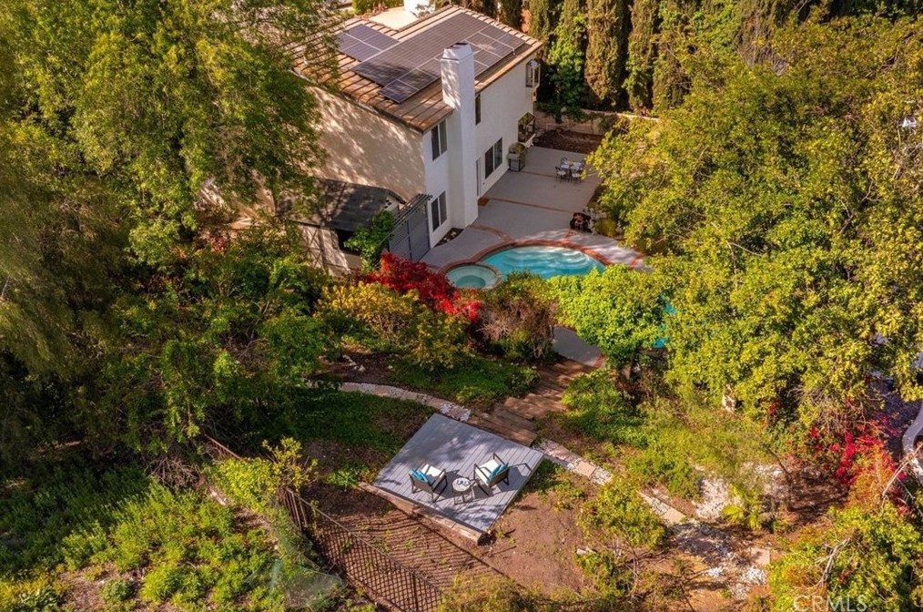 2906 Rob Ct, Thousand Oaks CA exterior