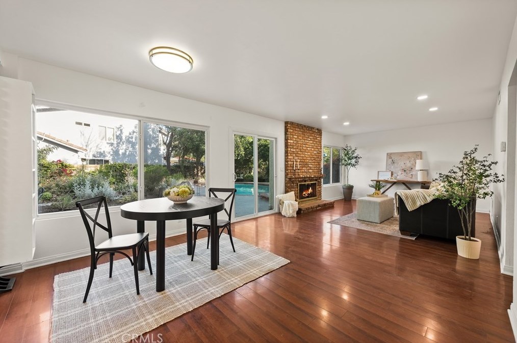 2906 Rob Ct, Thousand Oaks CA exterior