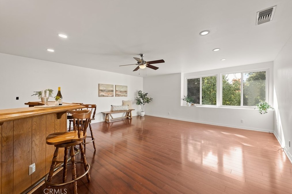 2906 Rob Ct, Thousand Oaks CA exterior