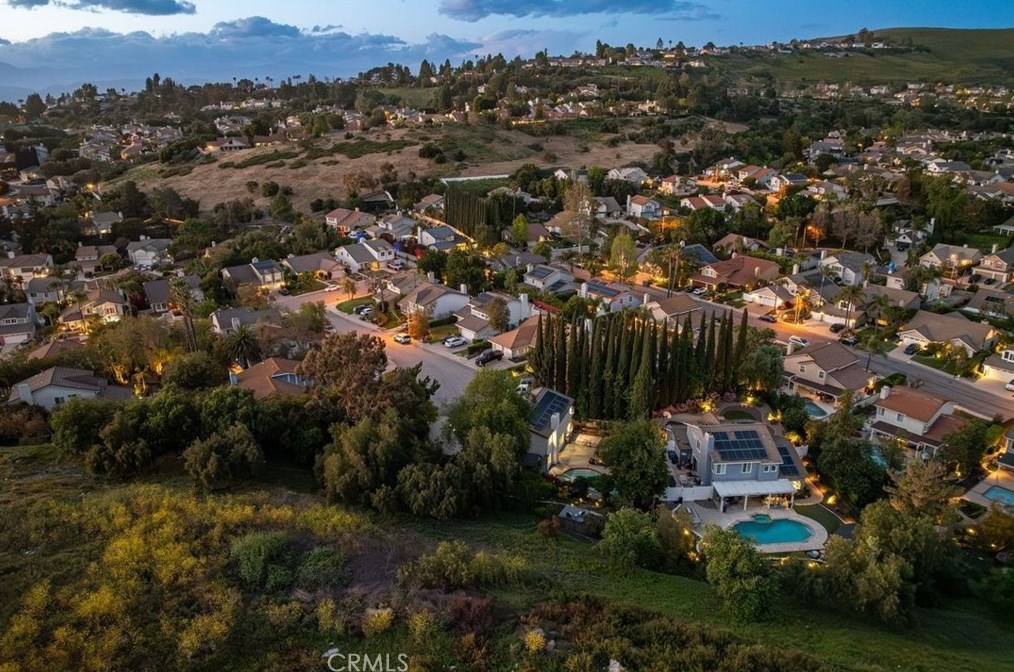 2906 Rob Ct, Thousand Oaks CA exterior