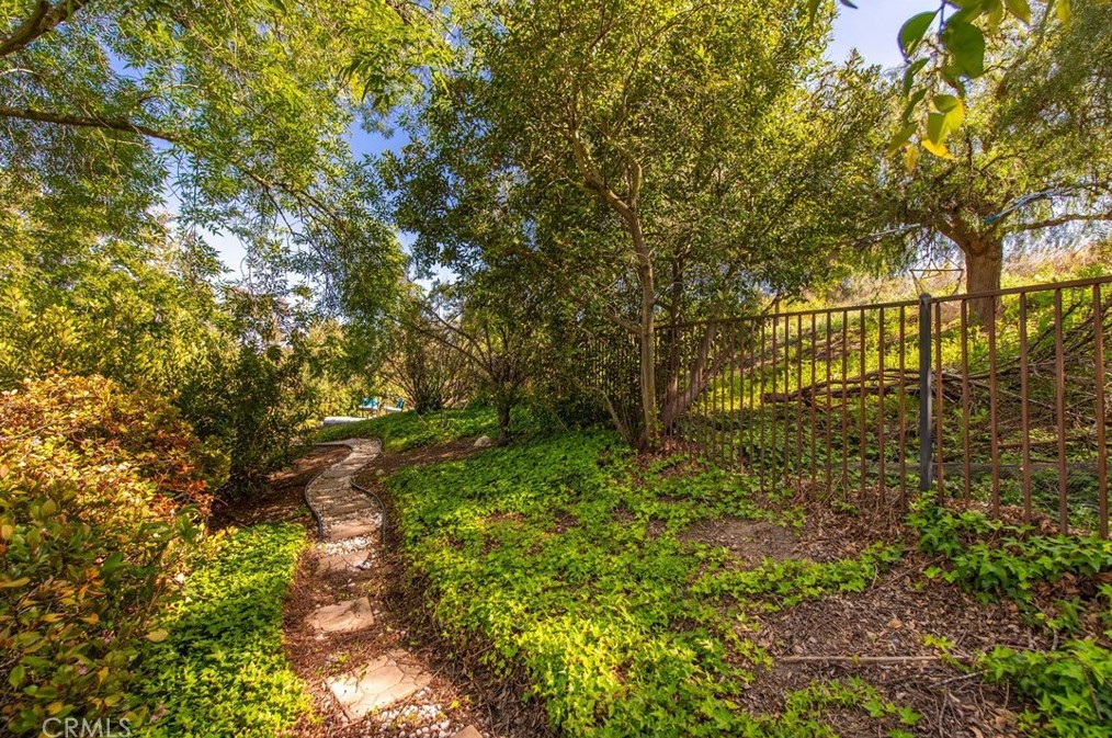 2906 Rob Ct, Thousand Oaks CA exterior