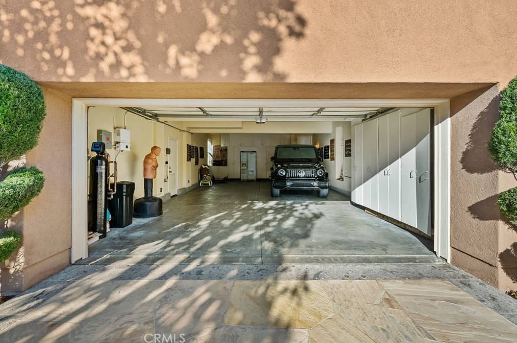 26832 Pine Hollow Ct, Santa Clarita CA  91381-0615 exterior