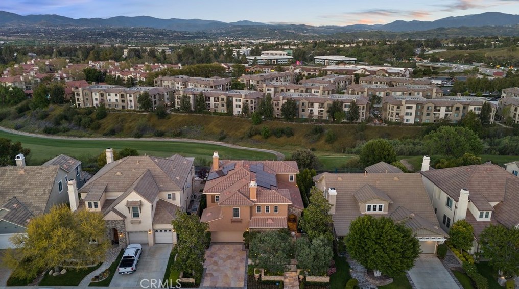 26832 Pine Hollow Ct, Santa Clarita CA  91381-0615 exterior