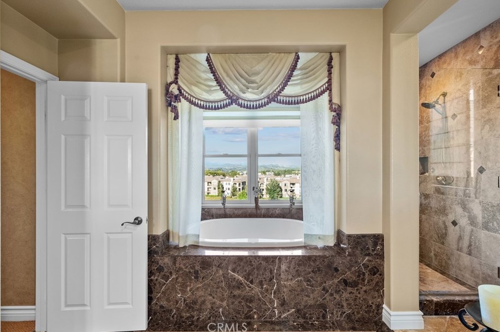 26832 Pine Hollow Ct, Santa Clarita CA  91381-0615 exterior