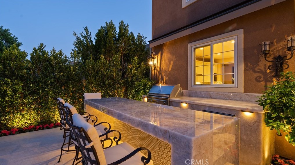 26832 Pine Hollow Ct, Santa Clarita CA  91381-0615 exterior