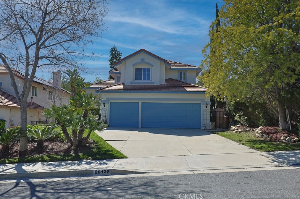 28126 Bryce Dr, Santa Clarita, CA 91384-3747
