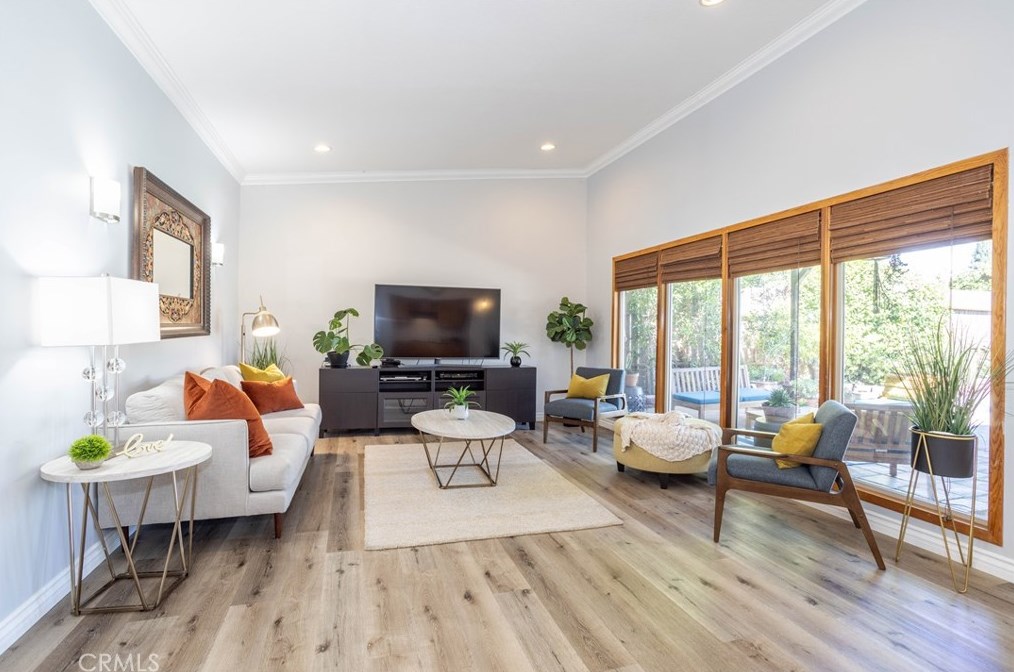 17057 Tribune St, San Fernando CA  91344-4936 exterior