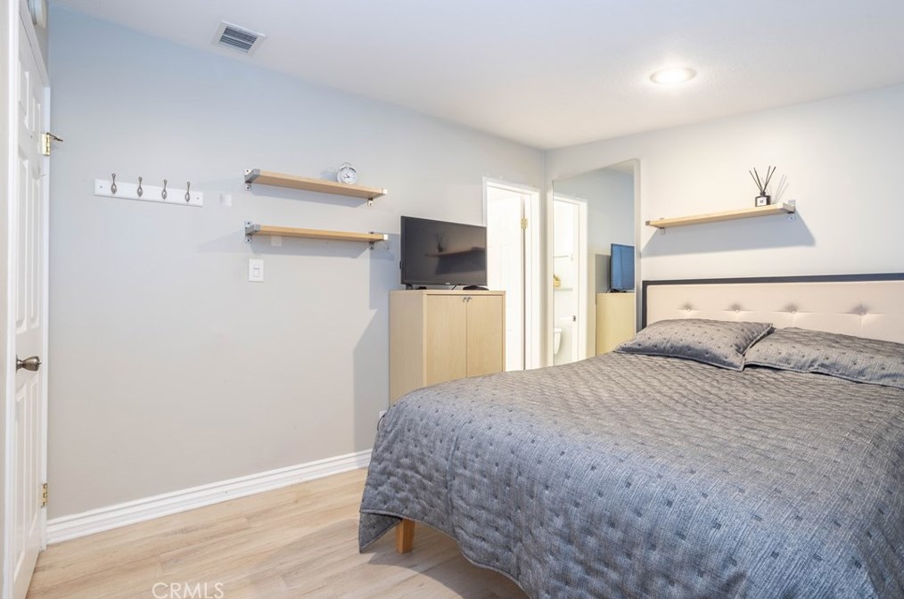 17057 Tribune St, San Fernando CA  91344-4936 exterior