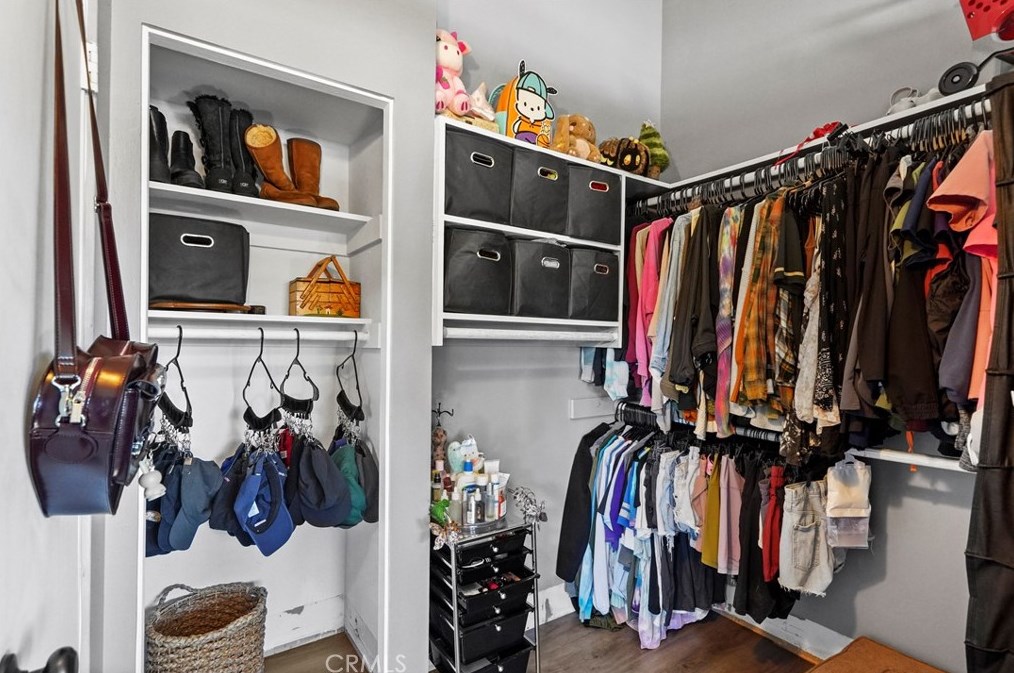 18167 Cantara St, Los Angeles CA  91335-1010 exterior