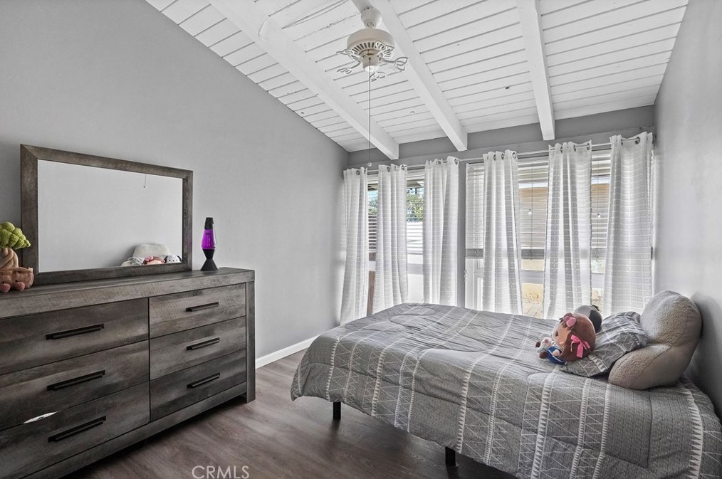 18167 Cantara St, Los Angeles CA  91335-1010 exterior