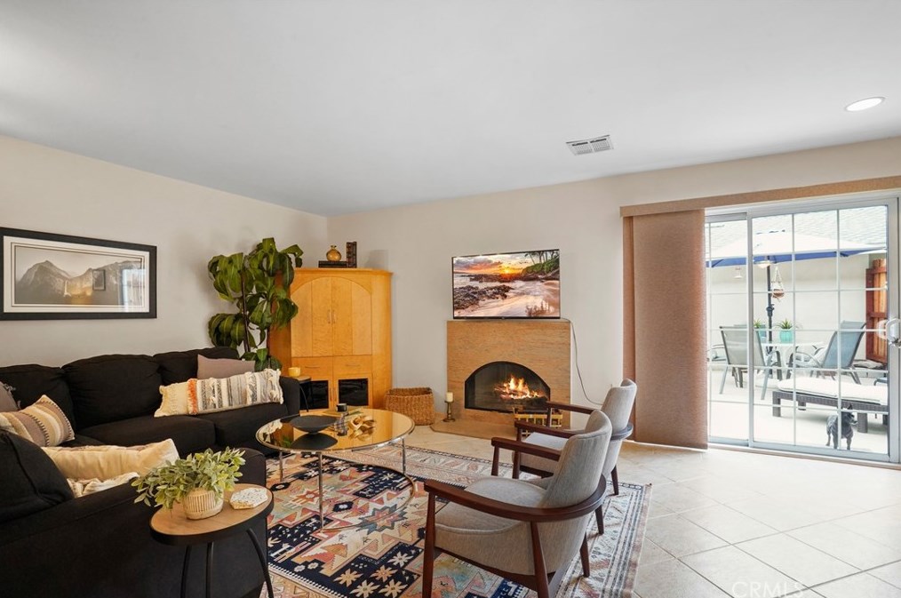 26218 Alizia Canyon Dr, Calabasas, CA 91302