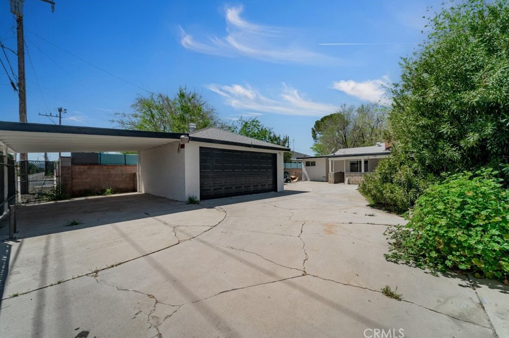 45010 Kingtree Ave, Lancaster CA  93534-2240 exterior