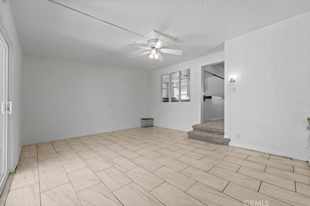 45010 Kingtree Ave, Lancaster CA  93534-2240 exterior