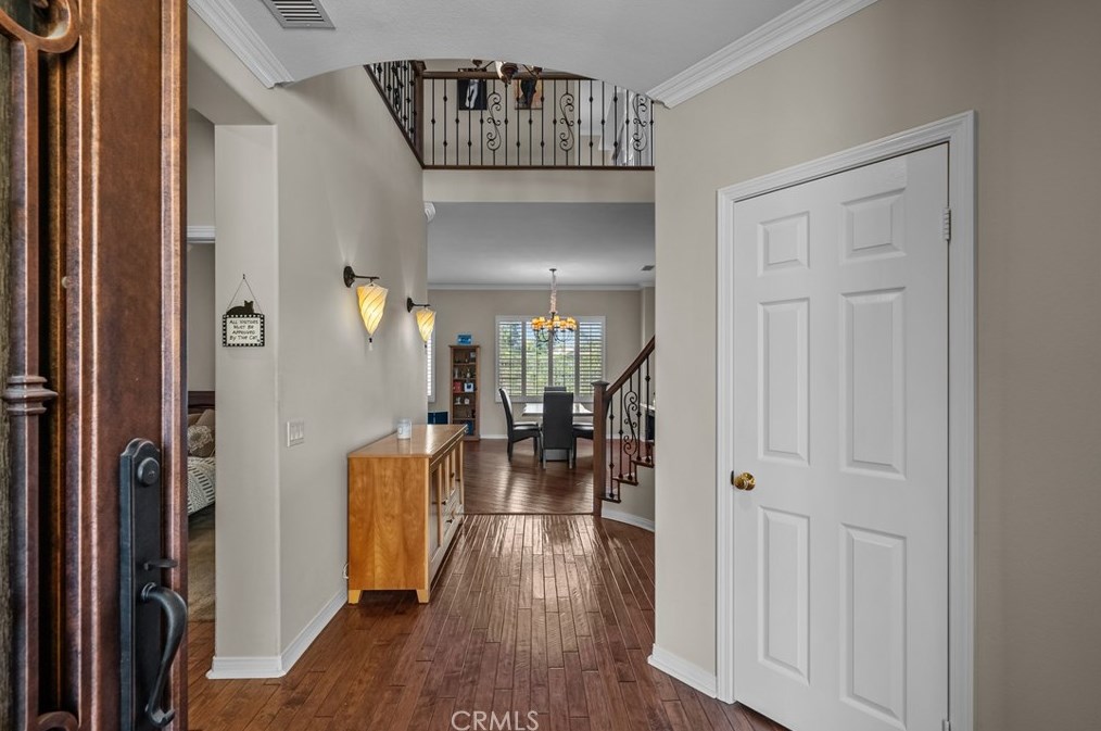 24205 English Rose Pl, Santa Clarita CA  91354-4921 exterior