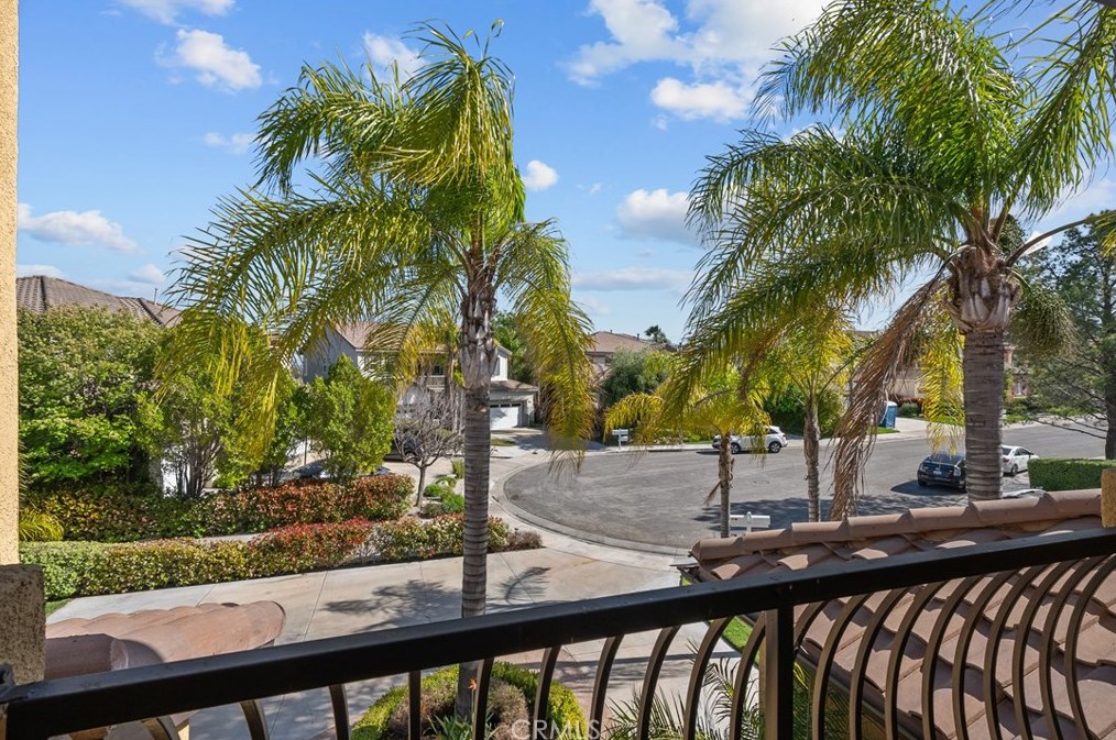 24205 English Rose Pl, Santa Clarita CA  91354-4921 exterior