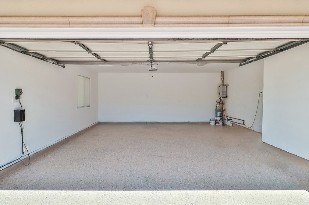 5400 Garden Grove Ave, Los Angeles CA  91356-3606 exterior