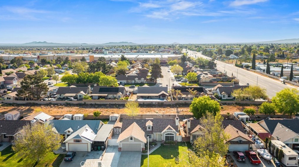 38018 Raintree Ln, Palmdale, CA 93552-3069