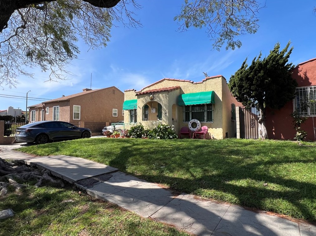 553 W 110th St, Los Angeles, CA 90044