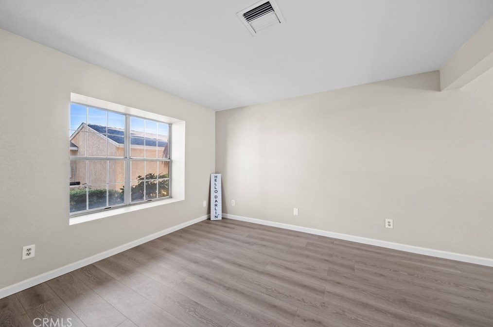 43611 Park Ave, Lancaster CA  93534-5075 exterior